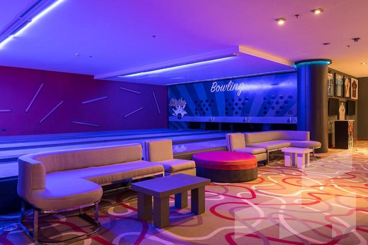 Sofitel La Reserva Cardales Río Luján Extérieur photo The interior of the bowling alley
